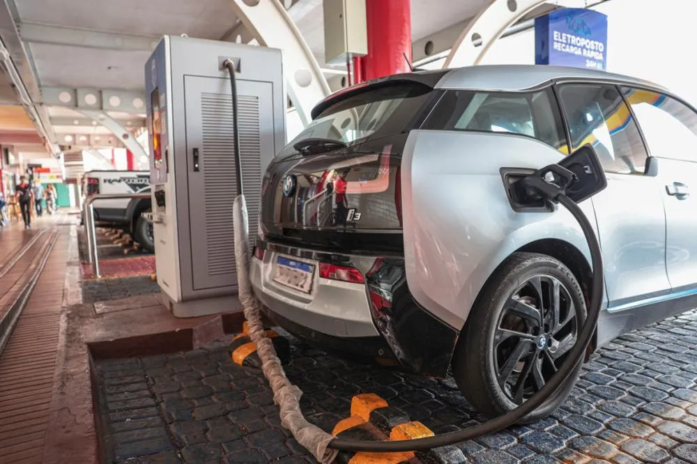 Frota de veículos elétricos cresce em Marília e já supera total de 2024