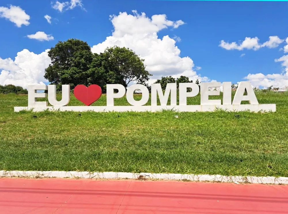 Nomes Ravi e Maite estão entre os mais escolhidos para bebês em Pompeia em 2025 