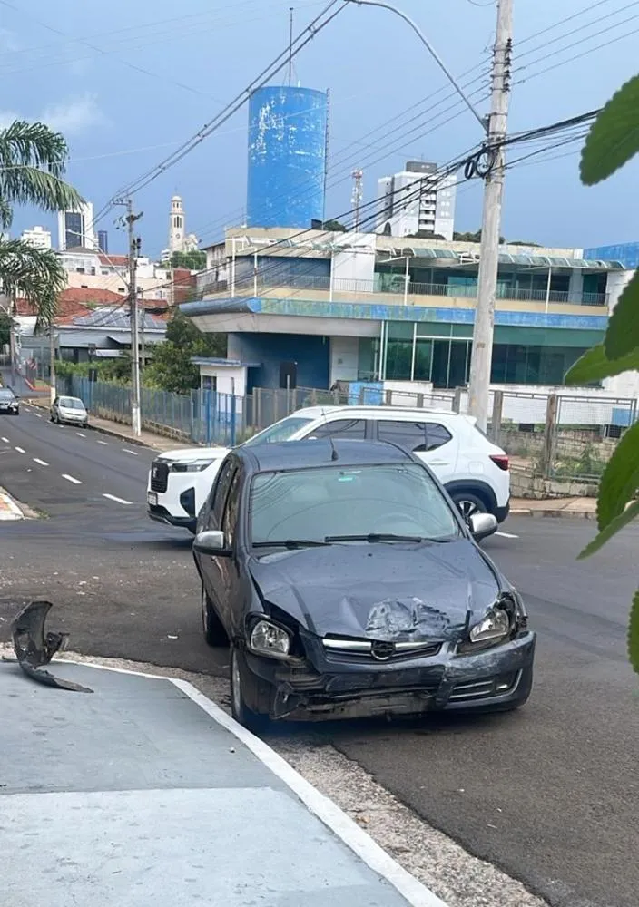 O mais perigoso de Marília: cruzamento da rua São Carlos segue provocando vítimas