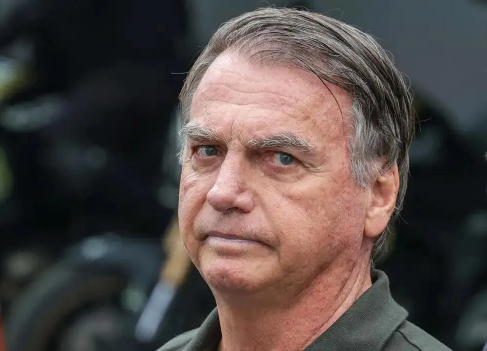 Bolsonaro tem piora da função renal e aumento de inflamação