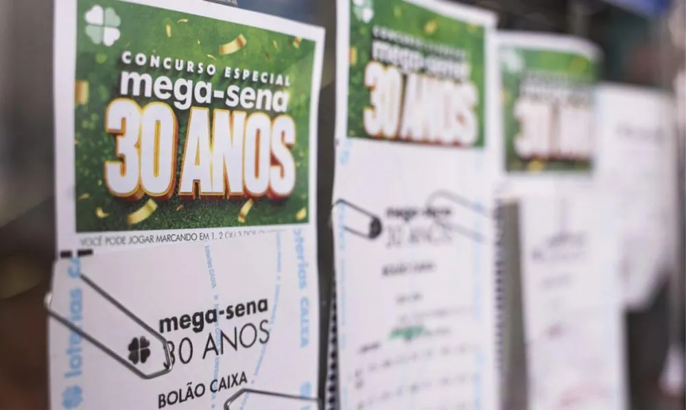 Confira dezenas sorteadas na Mega-Sena 30 anos neste domingo