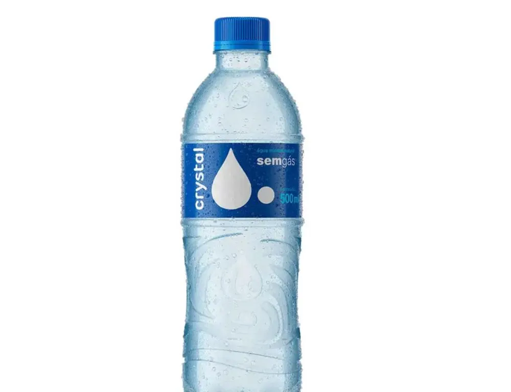 Anvisa anuncia recolhimento voluntário de lote da água Crystal sem gás