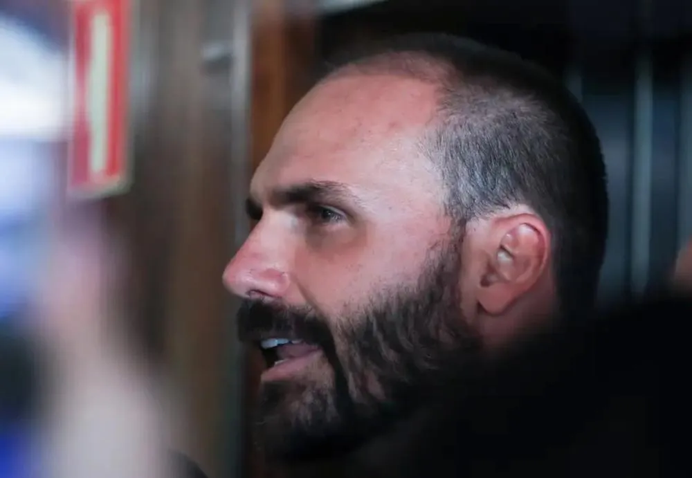 STF condena Eduardo Bolsonaro a inelegibilidade e a 4 anos de prisão