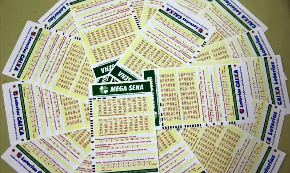 Mega-Sena acumula novamente e prêmio principal vai para R$ 42 milhões