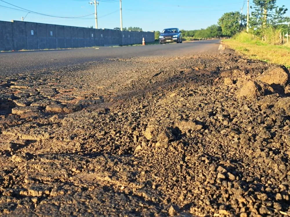 Estrada Municipal Danilo Gonzales concentra reclamações no trecho entre Marília e Avencas
