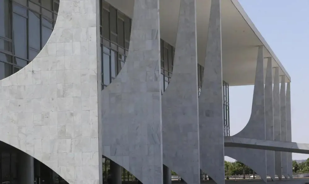 Governo abre processo de reciprocidade contra tarifas dos EUA