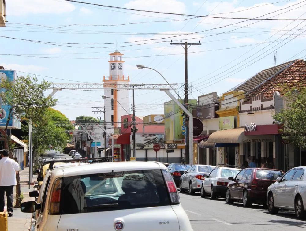 Garça dispara na geração de empregos e lidera região de Marília em 2026