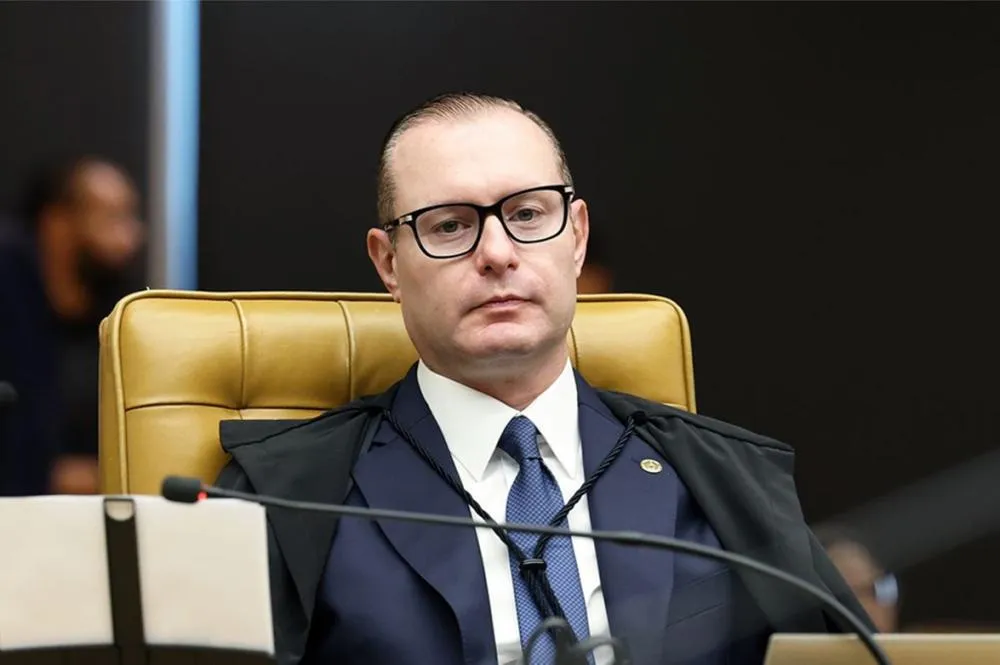 Zanin pede manifestação da Anatel sobre acesso à internet nas eleições