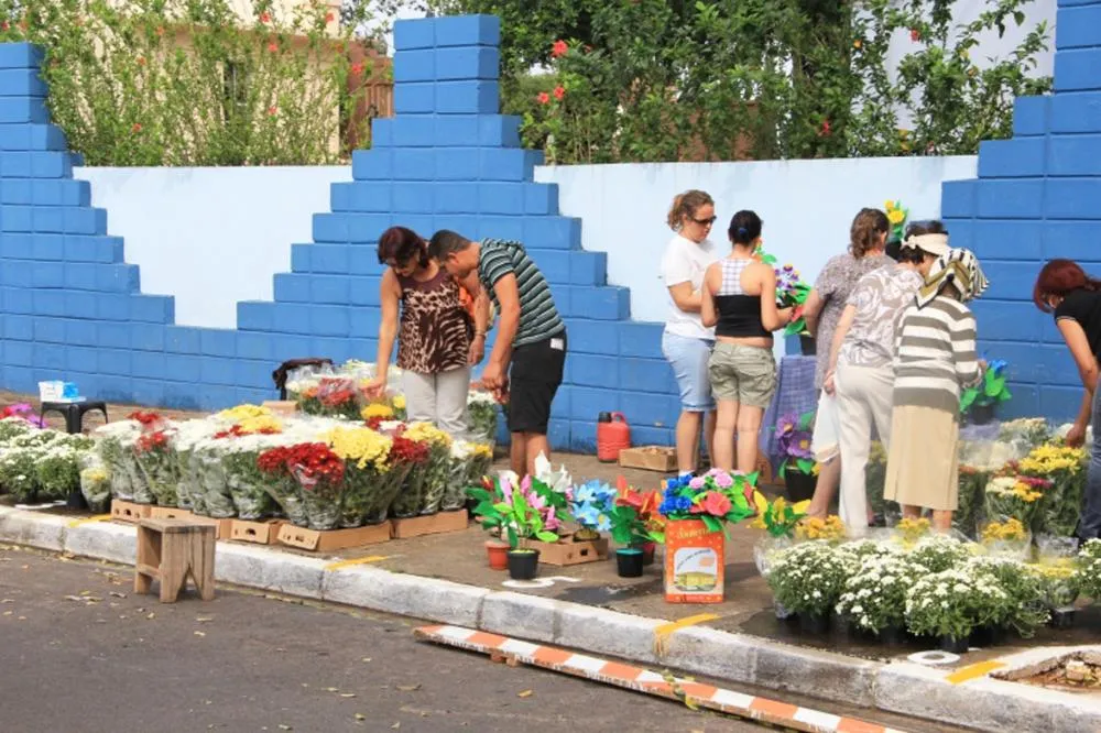 Prefeitura abre cadastro para ambulantes no Cemitério da Saudade para o Dia de Finados