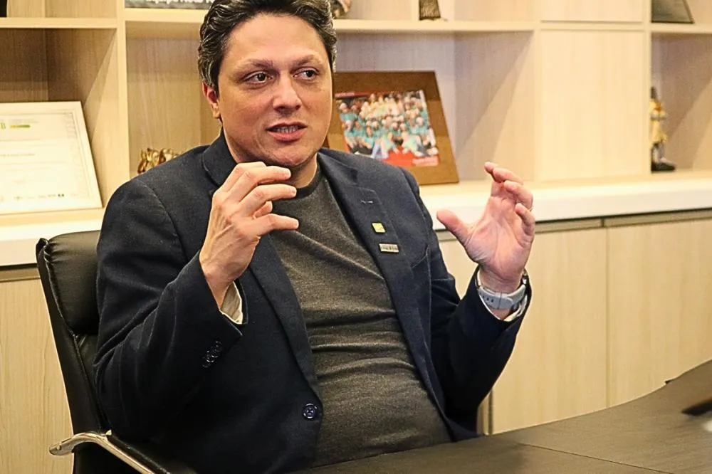 Carlos Francisco Bitencourt Jorge, presidente da associação comercial, fala sobre a campanha com sorteio de prêmios