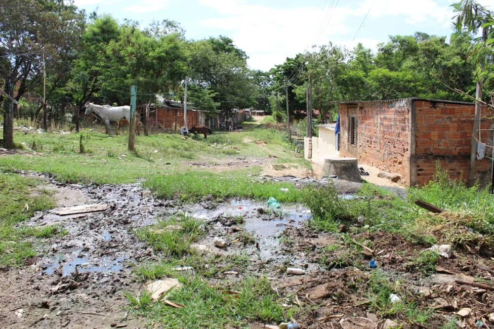 IBGE contabilizou 13 favelas com 1.222 domicílios e 3.190 pessoas vivendo sem esgoto, coleta de lixo, sob área de risco e insegurança jurídica da posse