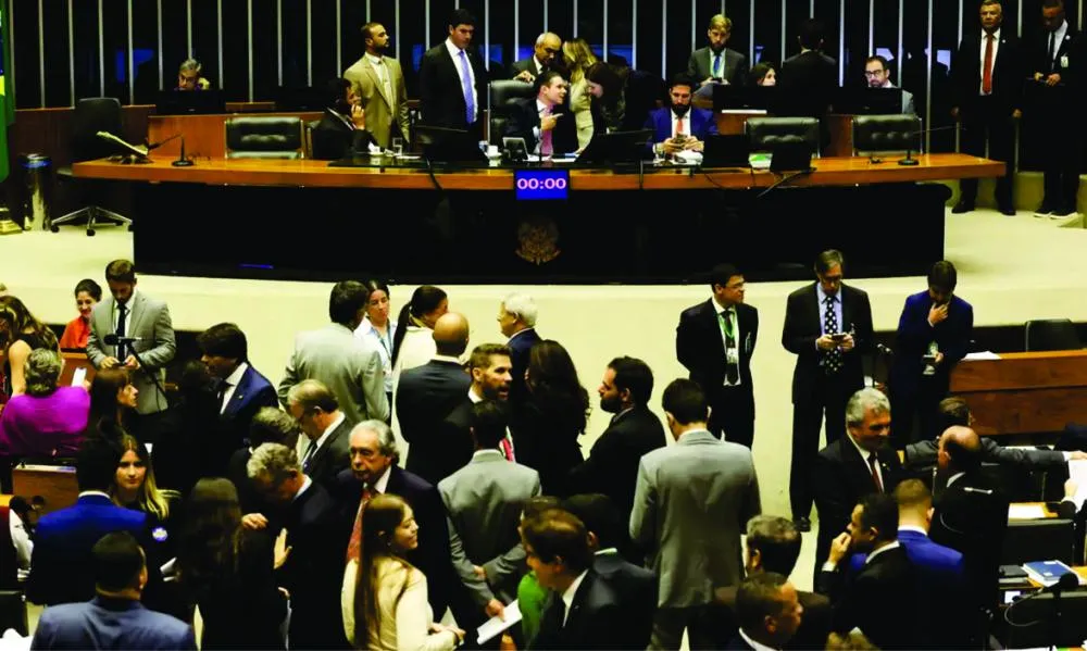 Câmara aprova ampliação gradual da licença-paternidade